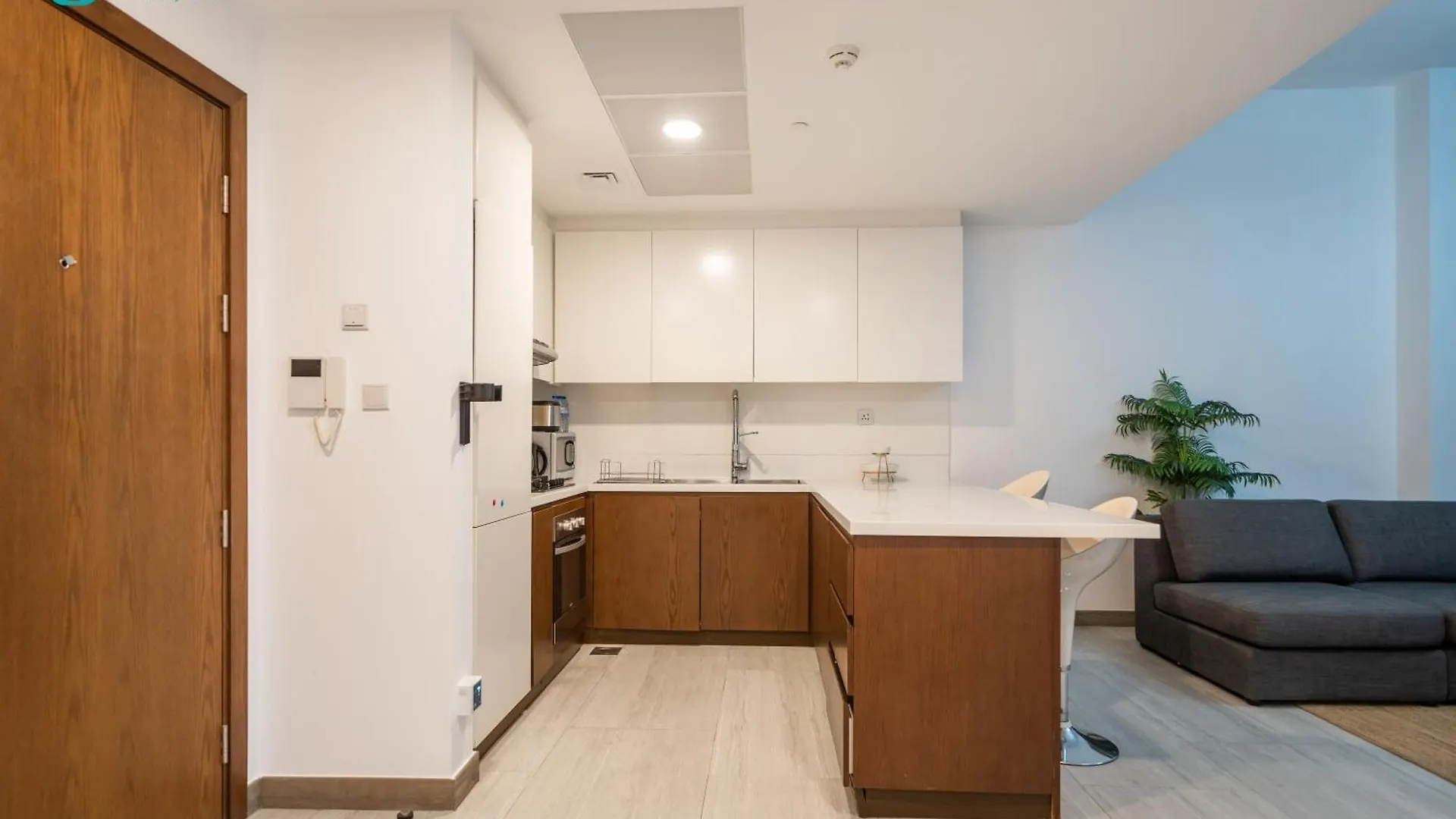 Blue Breeze - Spacious 1Br With Huge Balcony In Jvc Dubai Apartment